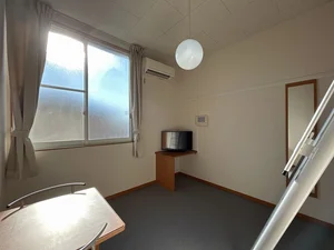 羽貫駅（埼玉県）のマンスリーマンション・ウィークリーマンション「レオパレスコンプリートＹ 201(No.1039051)」メイン画像