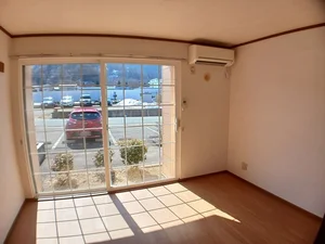 のマンスリーマンション・ウィークリーマンション「クレスト－ル東山形Ａ 103・洋室(No.1041561)」メイン画像