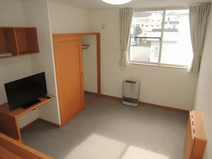 のマンスリーマンション・ウィークリーマンション「レオパレスライヤ 205(No.1044265)」メイン画像