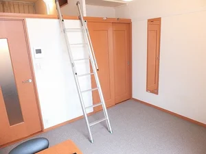 のマンスリーマンション・ウィークリーマンション「レオパレスブルースカイⅡ 206(No.1044381)」メイン画像