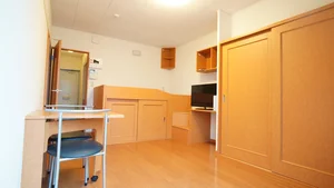 のマンスリーマンション・ウィークリーマンション「レオパレスエスト 106(No.1045237)」メイン画像