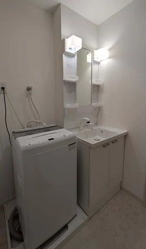 独立洗面台付き♪洗濯機も♪