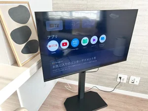 テレビはスマートTVを採用♪地上波のほかに、youtubeなどもご覧いただけます。