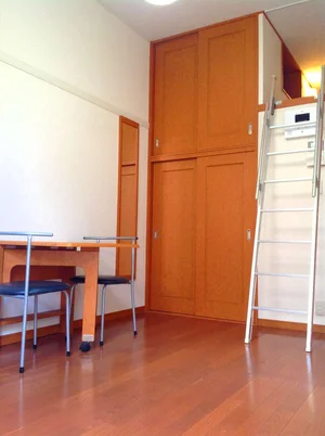 のマンスリーマンション・ウィークリーマンション「レオパレスルミエール 109(No.1058264)」メイン画像