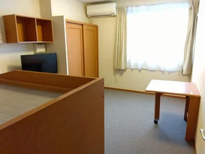 丸亀駅（香川県）のマンスリーマンション・ウィークリーマンション「レオパレス西汐入リバーサイド 208(No.1065692)」メイン画像