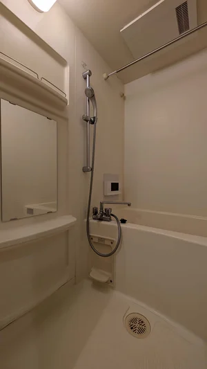 浴室乾燥機付き♪なんとTVモニターもございます♪