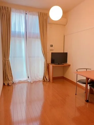 のマンスリーマンション・ウィークリーマンション「レオパレスシェ　モアⅡ 102(No.1072955)」メイン画像