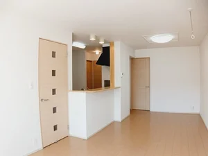 のマンスリーマンション・ウィークリーマンション「Ｃａｌｍｅ　ａｎｇｅ 104・洋室(No.1074492)」メイン画像