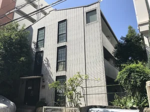 のマンスリーマンション・ウィークリーマンション「レオパレスＴＯＭＯＭＡＴＳＵ 104(No.1077044)」メイン画像