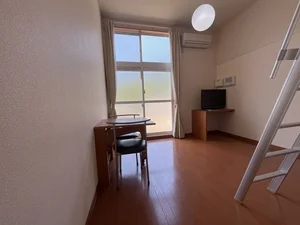 福島市のマンスリーマンション・ウィークリーマンション「レオパレスラ　ペンナ 101(No.1080407)」メイン画像