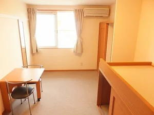 福島県のレオパレスセンター郡山のマンスリーマンション・ウィークリーマンション「レオパレスフローラⅢ 109(No.1080427)」メイン画像