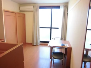 福島県のマンスリーマンション・ウィークリーマンション「レオパレスＥＬＥＧＡＮＴⅡ 103(No.1080627)」メイン画像