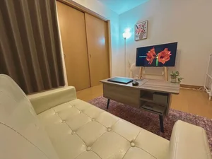 ソファでくつろぎながらお過ごしください♪