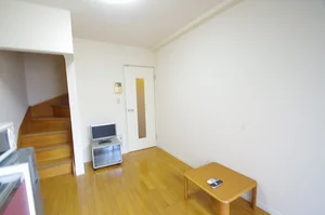 のマンスリーマンション・ウィークリーマンション「レオパレス２０００ 102(No.1085019)」メイン画像