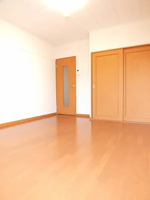 千葉県のレオパレスセンター柏のマンスリーマンション・ウィークリーマンション「レオパレス上前ハイツ　Ｋ 101(No.1087632)」メイン画像