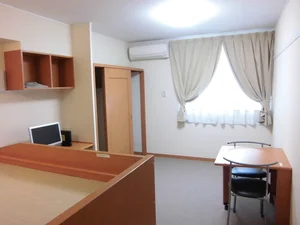 のマンスリーマンション・ウィークリーマンション「レオパレスサンイーグル 204(No.1087644)」メイン画像