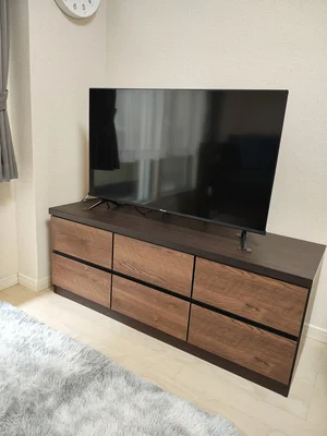 40インチの大きなテレビ♪YouTubeにNetflixも視聴可能♪