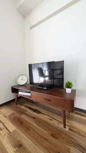おしゃれなテレビ付き♪