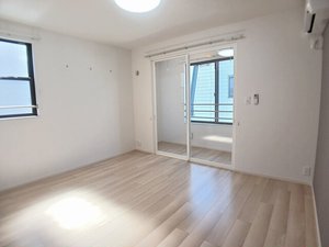 天童市のマンスリーマンション・ウィークリーマンション「フルール・ド・ヴィオレット 201・洋室(No.1102042)」メイン画像