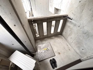 洗濯竿・スリッパ備え付☆入居中洗濯もできるので、コインランドリーに行かなくても大丈夫☆☆