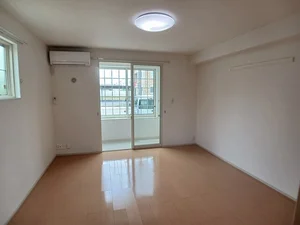 のマンスリーマンション・ウィークリーマンション「カーサ　エヌ 101・洋室(No.1112211)」メイン画像