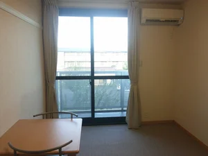 のマンスリーマンション・ウィークリーマンション「レオパレスコトー　ブロン 202(No.1113949)」メイン画像