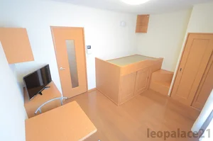 四日市市のマンスリーマンション・ウィークリーマンション「レオパレスＳａｉｌｉｎＧⅢ 107(No.1117733)」メイン画像