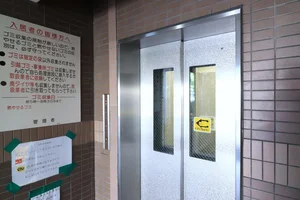 エレベーター付き