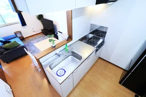 食器類や洗剤・調理器具など多種多様に備品をご用意!