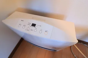 建物設備としてストーブあり!冬場の暖房として!