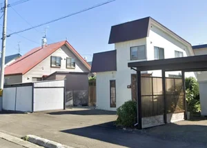 富良野市のマンスリーマンション・ウィークリーマンション「マンスリー富良野ステーションイースト【フル家電・備品完備】 1F(No.1120228)」メイン画像