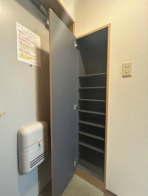 シューズボックス