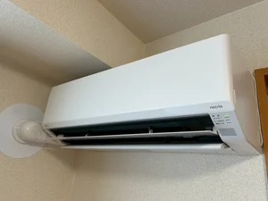 エアコン（夏季のみ使用可）