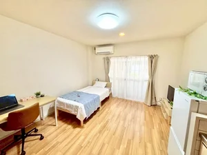 のマンスリーマンション・ウィークリーマンション「【愛知県豊田市/豊田市駅/駐車場/無料Wi-Fi/バストイレ別/洋室8.5帖】スパークルムライ 211・1R(No.1124176)」メイン画像
