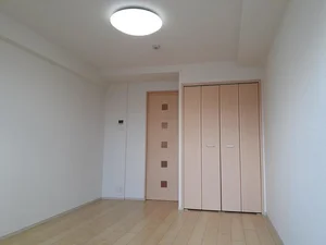 宝塚市のマンスリーマンション・ウィークリーマンション「パークサイド宝塚 305・洋室(No.1125942)」メイン画像
