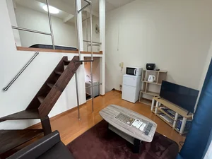 長崎県の株式会社第百不動産のマンスリーマンション・ウィークリーマンション「stay＠岡町★平和公園すぐそばでアクセス良好★ロフト付きで快適(*'▽') 204・1R＋ロフト(No.1126182)」メイン画像