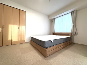 寝室（ダブルサイズ）