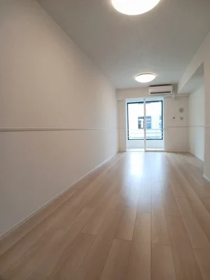 伊予郡松前町のマンスリーマンション・ウィークリーマンション「ポプラⅠ 103・洋室(No.1126773)」メイン画像