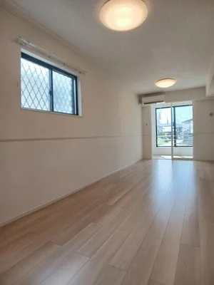 伊予郡松前町のマンスリーマンション・ウィークリーマンション「ポプラⅡ 103・洋室(No.1126777)」メイン画像