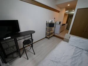 長崎県の株式会社第百不動産のマンスリーマンション・ウィークリーマンション「stay＠万徳★佐世保市役所まで徒歩3分★インターネット無料★ 502・1R(No.1127159)」メイン画像