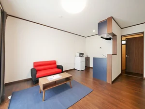 早岐駅（長崎県）のマンスリーマンション・ウィークリーマンション「stay＠早苗R★駐車場利用可(有料)★早岐駅側(^^♪オートロック・インターネット無料です(*´艸`*) 203・１LDK(No.1128170)」メイン画像