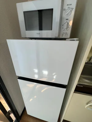 冷蔵庫・電子レンジ・ケトルも付いてます♪