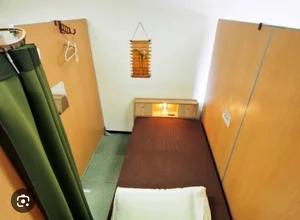 沖縄県のマンスリーマンション・ウィークリーマンション「ハイ沖縄‼金武町店 3A・ドミトリー、トイレお風呂共用(No.1129949)」メイン画像