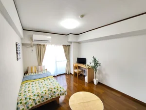 のマンスリーマンション・ウィークリーマンション「🚶‍♀️✨【岸和田駅徒歩5分】駅からまっすぐ便利な立地🚉👍駅前コンビニあり🛒☕️ (No.1130353)」メイン画像