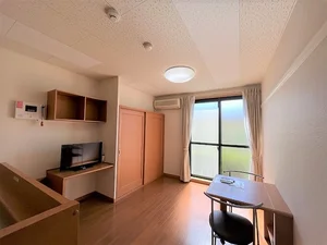 のマンスリーマンション・ウィークリーマンション「レオパレス二田 108(No.1130459)」メイン画像