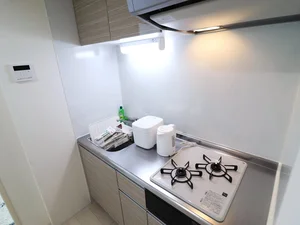 2口ガスコンロ 調理器具や食器類など取り揃えがあり自炊が可能なので 健康面に考慮できます!