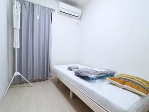 寝室はエアコンもあり 一年を通して快適にお過ごしいただけます。