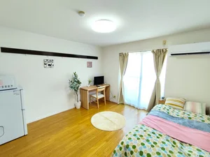 のマンスリーマンション・ウィークリーマンション「🌟🏠✨【和泉府中駅徒歩5分】近隣大型スーパー充実🍎🛒Wi-Fi完備📶📱家具家電設置済み🛋️🍳✨ 303(No.1132078)」メイン画像