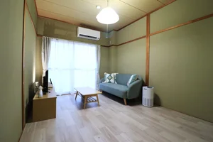和歌山県のマンスリーマンション・ウィークリーマンション「Kマンスリー 橋本市役所前（橋本インターチェンジ前） 202・2DK-中部屋(No.1134510)」メイン画像