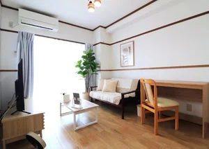 山梨のマンスリーマンション・ウィークリーマンション「Kマンスリー甲府昭和インターチェンジ前（20号線前） 401・2DK-【角部屋】(No.1134571)」メイン画像